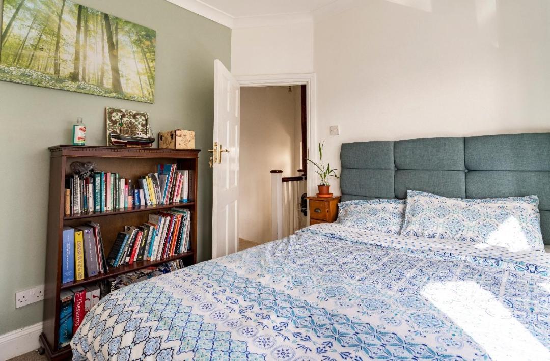 Lovely House London Bagian luar foto