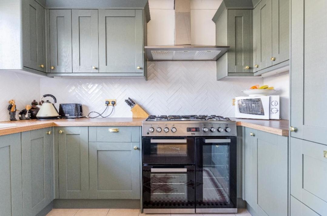 Lovely House London Bagian luar foto